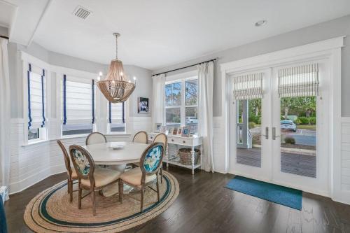 Sea The Good at NatureWalk on 30A, Pool View, 2 Master Bedrooms, Easy Beach Access