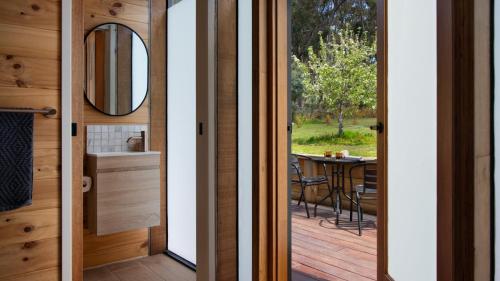 Kangaroo Creek Estate Daylesford in Wheatsheaf