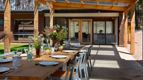 Kangaroo Creek Estate Daylesford in Wheatsheaf