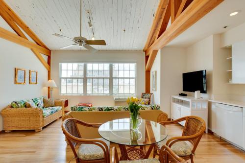 Walk to Ocean Penthouse Suite at Palm Beach Hotel in Palm Beach, USA