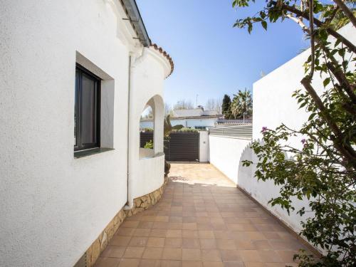 Holiday Home image 10