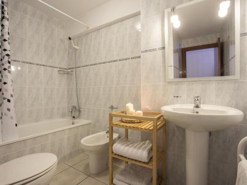 Holiday Home image 9