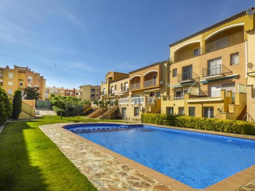 Holiday Home image 5