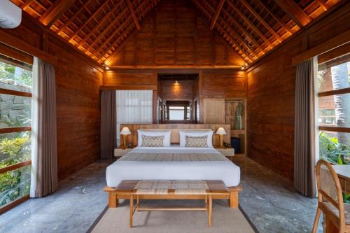 Wooden One-Bedroom  with Private Pool image 10
