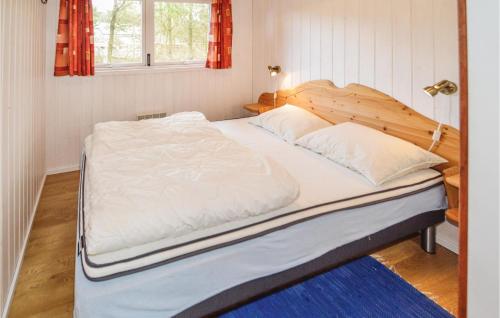 3 Bedroom Cozy Home In Brovst