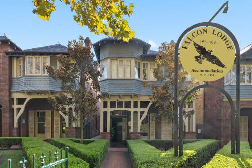 Falcon Lodge - Sydney