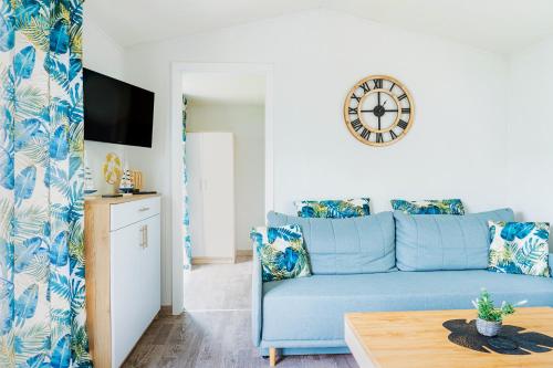 2 bedrooms, 4 beds