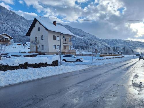 Holiday home in the ski area in Kötschach-Mauthen