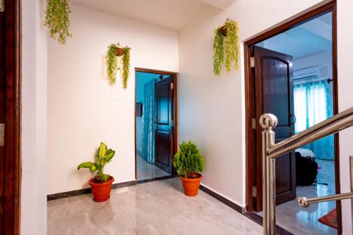 Budget Rooms with Kitchen,Free Wifi,Parking Near CALANGUTE BEACH