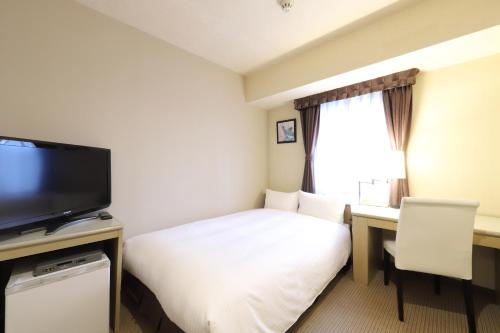 Double Room with Small Double Bed - Non-Smoking