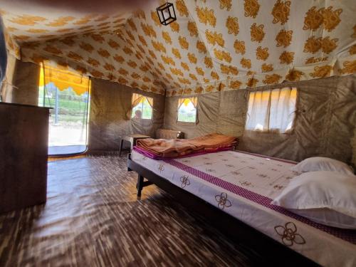 Tree Bones Camp, Bir (photo 7)