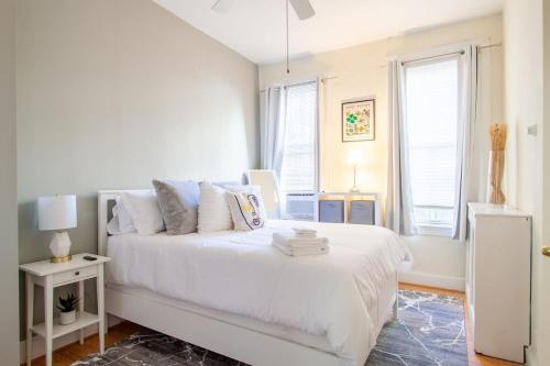 Classy 1-BR Flat Nestled Between Dupont & Logan in Washington, USA