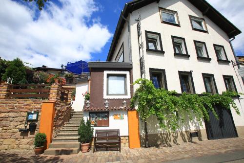 Hotel Pension Weinberg mit Landhaus Nizza - image 4
