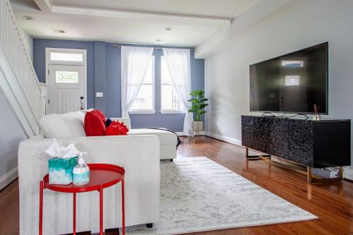 A Homestay in One of DCs Best Neighborhoods 4-Bedroom Petworth Townhome in Washington, USA