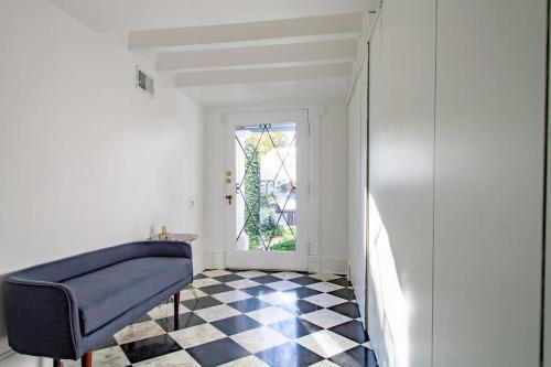 LUXE Kalorama 5-BR Townhome Close to Dupont Circle LUXE Kalorama 5-BR Townhome Close to Dupont Circle