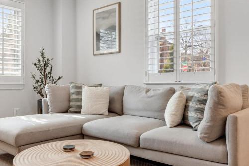 ALX Home Away from Home in Alexandria, USA