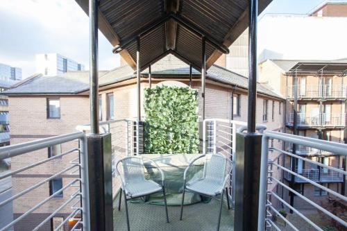 Picture of Bright Central Flat With Balcony And Free Parking