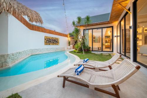 Three-Bedroom Villa image 7