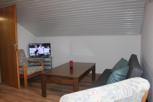 Haus Elisabeth - Ferienwohnung Tannenwipfel, 1 Schlafzimmer, Feldberg in Feldberg Schwarzwald, Deutschland
