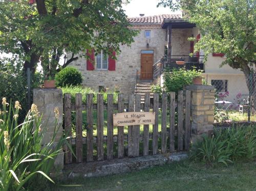 le sécadou chambres et table d'hôtes BnB Saint-Marcel-Campes