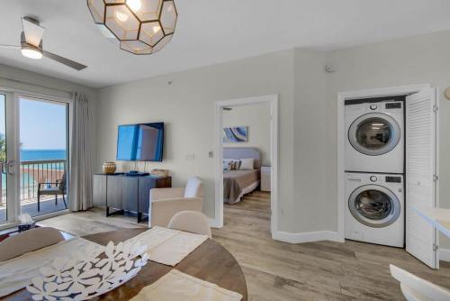 Brightly Furnished Beachfront Condominium - image 10
