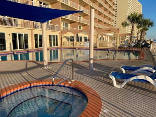 8th Floor Gulf View Beachfront Condominium - image 10