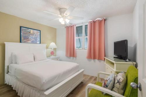 The Samana Cay -Private Balcony in Key West, USA