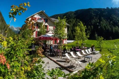 Auberge du Mont Blanc in Trient VS, Schweiz