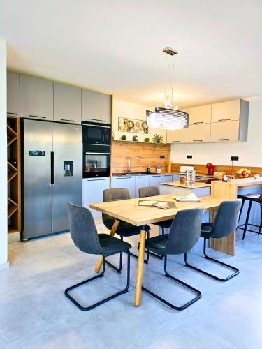 Konyha, 110 négyzetméteres, 2 hálószobás Villa 1 fürdőszobával Mali Ogradenik területén (Ferienhaus Biograci) in Mali Ogradenik