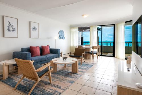 At Water's Edge Resort — hotel in 4 Golden Orchid Drive, Airlie Beach AU, 4802
