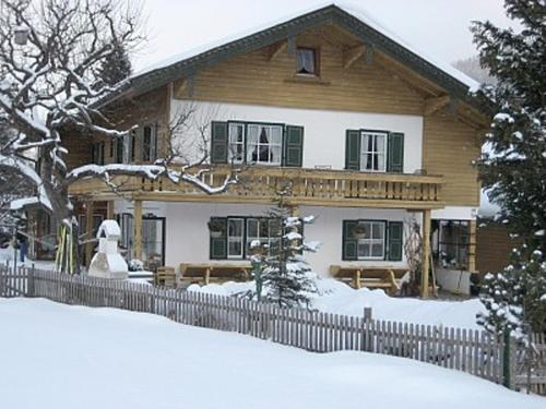 Gastehaus Burghartswieser inkl. Chiemgaukarte 1.1km von Grashof entfernt