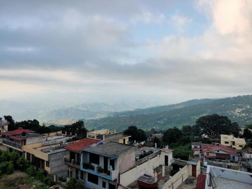 Hotel Tribhuvan Ranikhet Near Mall Road - Mountain View -Parking Facilities - Excellent Customer Service Awarded - Best Seller