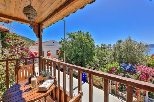 Old Town Hotel Kalkan - image 5