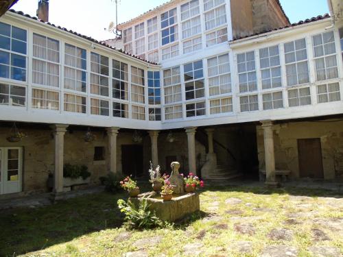 Létesítmények, Casa Grande De Trives in A Pobra De Trives