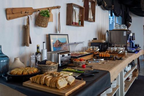Hostal Boutique Es Menut - image 4