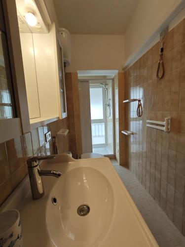 Apartment image 10