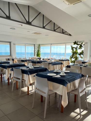 Hotel Ideal – Cupra Marittima, MO