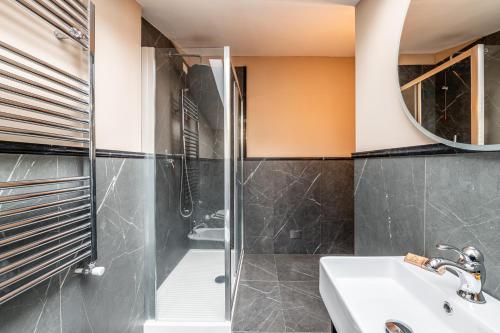 Torretta Penthouse Luxury Apartment In Florence By Palazzo Pazzi Vitali - image 7