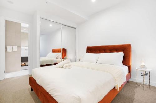 Cozy Nest in Prime Hawthorn w parking & pool in Hawthorn