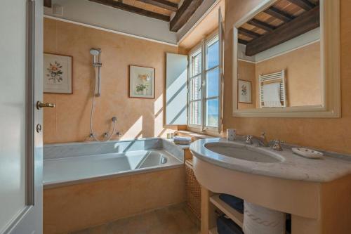 Superior Villa image 5
