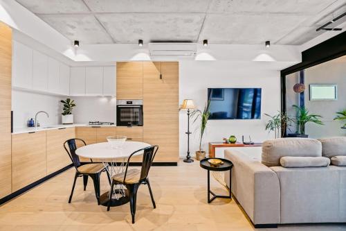 Ovation - New Footscray Apt w parking & pool, Melbourne (foto 3)