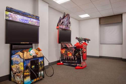 Hampton Inn Long Island-Brookhaven - image 2