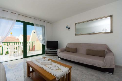 Mare Verde 98 - Two Bed, Adeje (photo 4)