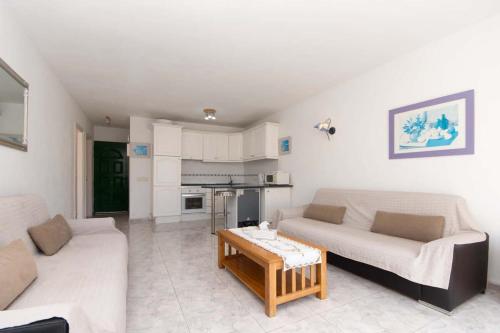 Mare Verde 98 - Two Bed, Adeje (photo 6)