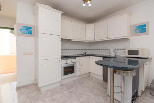 Mare Verde 98 - Two Bed, Adeje (photo 10)