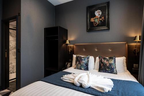 The House on Warwick – London