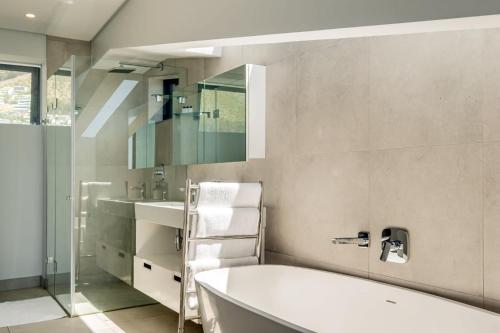 Belle Vue Penthouse - image 13