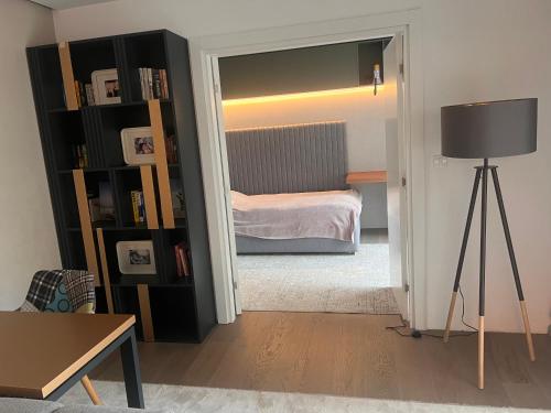 Autokomanda Large Family Apartment