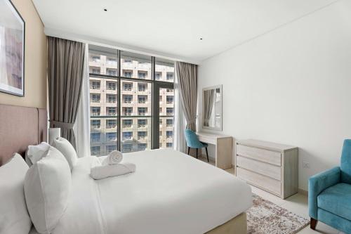 2BR Palm Jumeirah with pool on roof amazing view - image 10