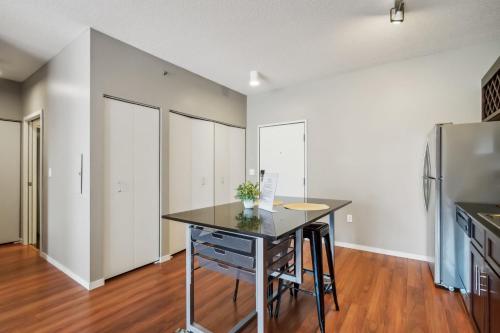 CozySuites Mill District with pool, gym # 10 in Minneapolis, USA